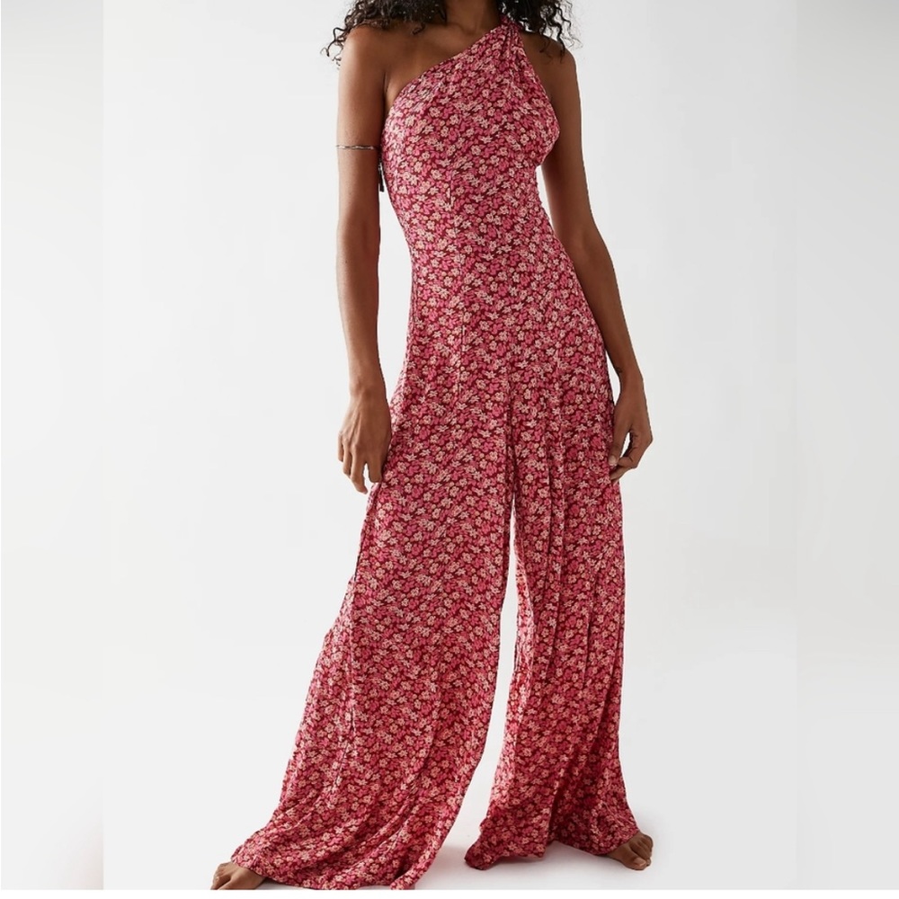 - NWOT FREE PEOPLE ARLO PINK  FLORAL JUMPSUIT